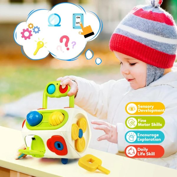 Cube pratique pour stimuler les sens des bébés en déplacement