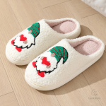 Peluches adorables en forme de chaussons pour enfants