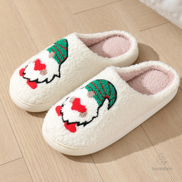 Peluches adorables en forme de chaussons pour enfants