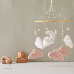 Mobile pour bébé Nuvio avec nuages apaisants
