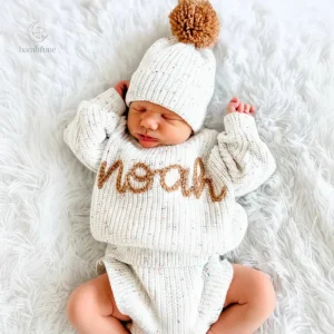 Pull bébé personnalisé – Unique et plein d'amour