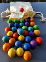 Boules en bois arc-en-ciel pour enfants de 3 à 4 ans