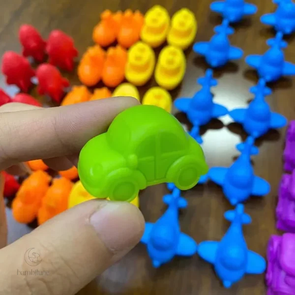 Oursons en peluche colorés pour l'éveil des tout-petits