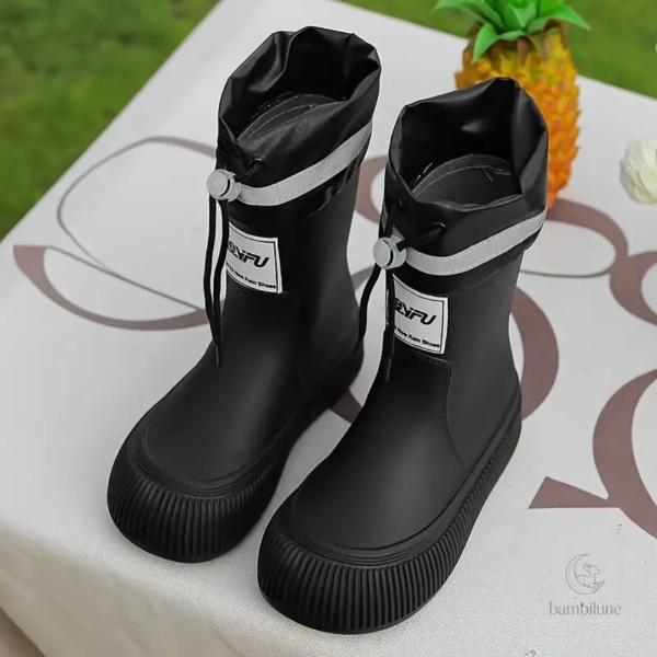 Chaussures anti-glisse pour enfants, idéales sous la pluie