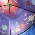 Fusée pop-up pour activités ludiques et créatives
