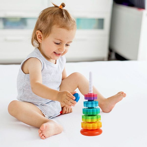 Empilement coloré pour stimuler l'éveil des tout-petits