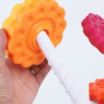 Jouet interactif pour l'apprentissage des formes et couleurs