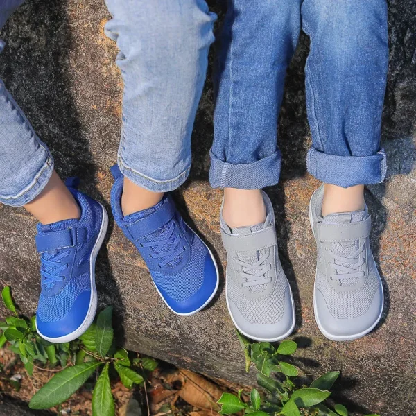 Fraîcheur et souplesse pour petits pieds