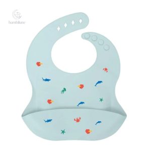 Bavoir silicone tendance pour repas sans dégâts