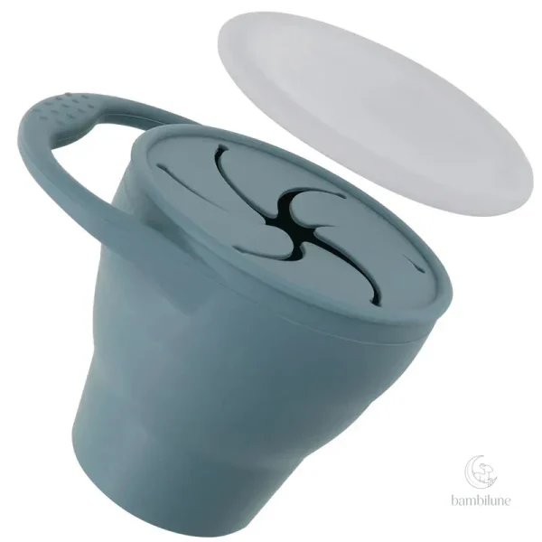 Récipient ergonomique pour des snacks à portée de main