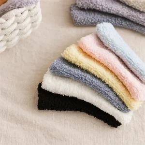 SnuggleBoo : chaussettes confortables pour bébés
