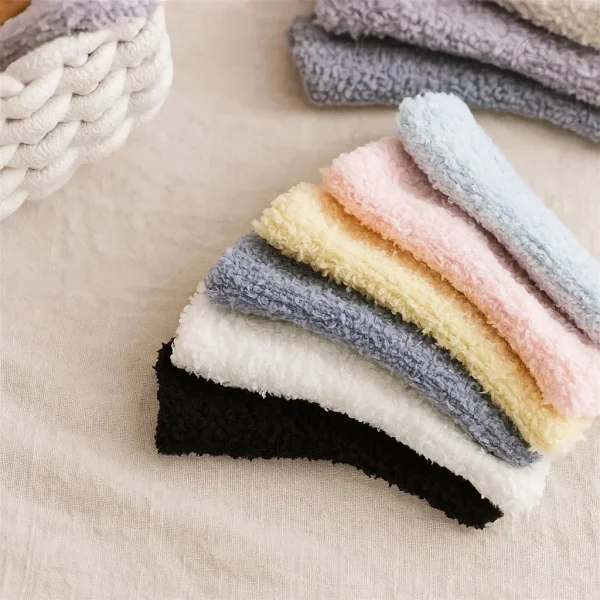 SnuggleBoo : chaussettes confortables pour bébés