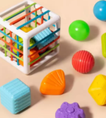 Cube adapté aux enfants de 1 à 2 ans pour le tri
