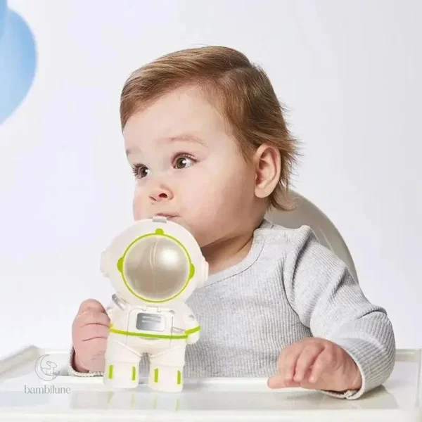 Design d'astronaute pour inciter à boire avec plaisir