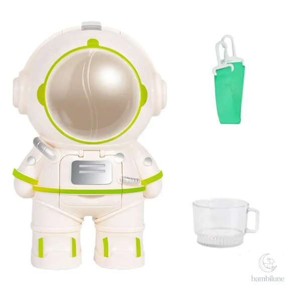 Gobelet SpaceBot : un compagnon pour les repas des tout-petits