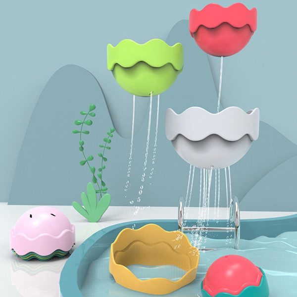 Activité de bain créative avec les Splashtime Stackers