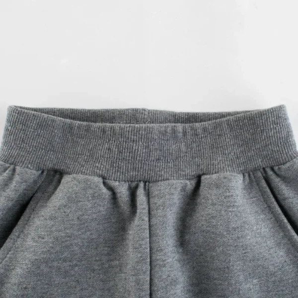 SportyFit : pantalons flexibles pour le jeu et le mouvement