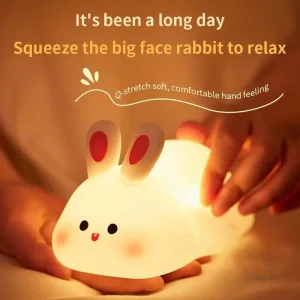 Squeezie Night Light - Idéale pour rassurer bébé la nuit