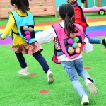 Gilet adapté aux jeux en plein air pour jeunes enfants