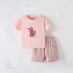Style ensoleillé pour les enfants cet été
