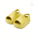 Chaussons-sandales légers pour les activités d'été