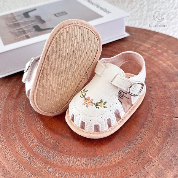 Sandales confortables avec motifs floraux