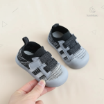 TinyRunner – Style et confort pour petits pieds