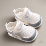 Sandales pour bébés, parfaites pour les journées chaudes