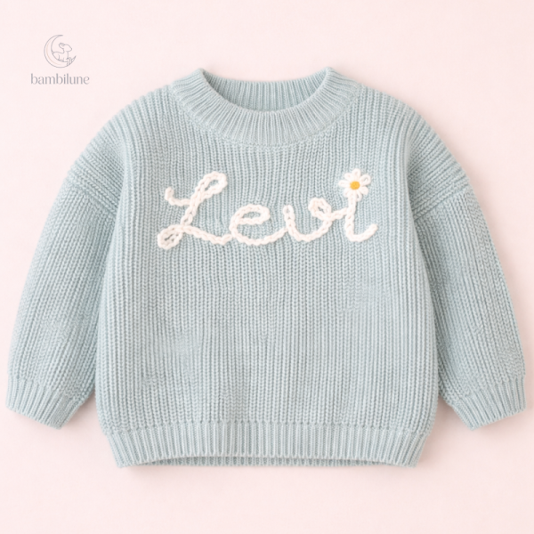 Vêtement enfant unique, pull tricoté avec nom