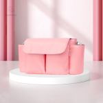 Rangement pour poussette adapté aux besoins des tout-petits