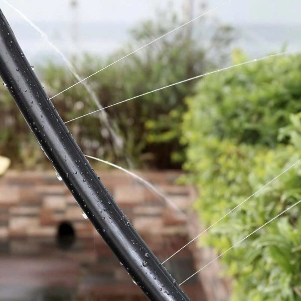 Trampoline avec arrosage, plaisir aquatique en plein air