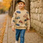 Vêtement pour enfants à motifs de camions colorés