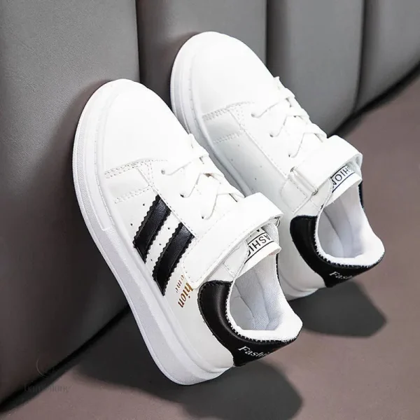 Baskets confortables blanches pour un style urbain