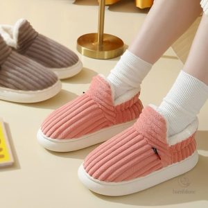 WarmNest – Pantoufles douillettes et chaudes pour enfants