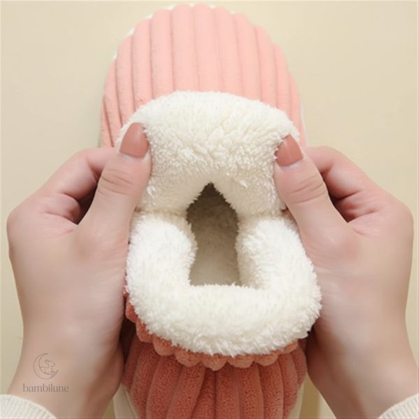 Chaussons d'hiver antidérapants, parfaits pour jouer