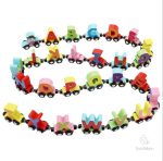 Train en bois coloré pour initier les enfants à l'alphabet