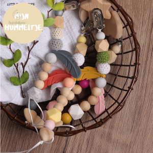 Collier de sucette élégant en hêtre - modèle unique