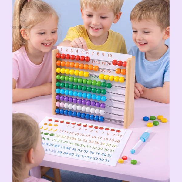 Outils de mathématiques en bois pour jeunes enfants
