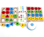 Puzzle de formes en bois pour développer la coordination