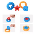 Tour colorée en bois, parfait pour le jeu créatif des jeunes enfants