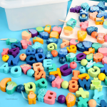 Collier de perles éducatif pour enfants de 2 à 3 ans