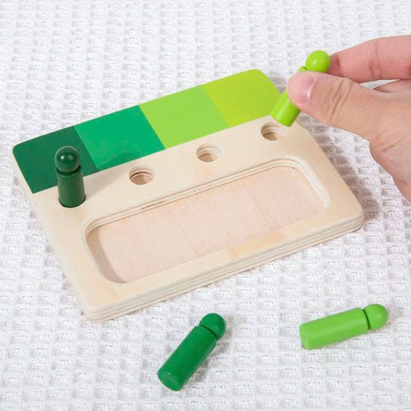 Tableau Montessori coloré pour éveiller la créativité des tout-petits