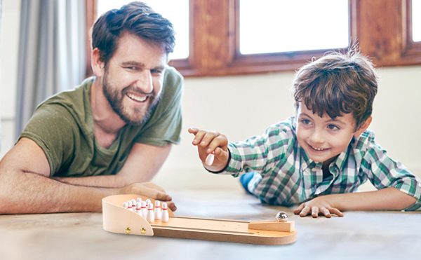 Activité ludique de bowling pour les enfants
